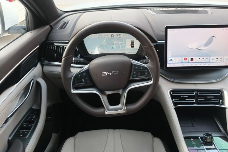 Used BYD Song PLUS New Energy 2025 EV 520km Premium Version Steering Wheel
