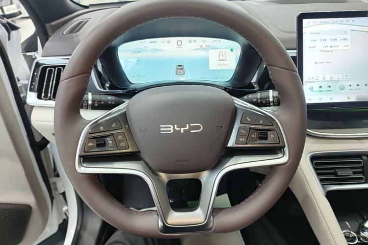 Used BYD Song PLUS New Energy 2025 DM-i 112KM Prestige Model Steering Wheel