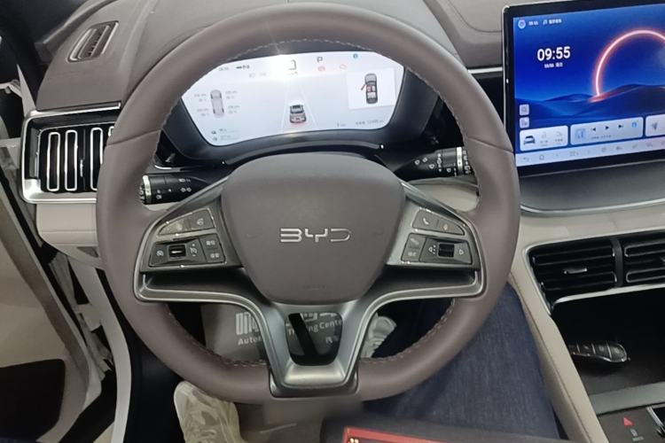 Used BYD Song PLUS New Energy 2025 DM-i 112KM Prestige Model Steering Wheel