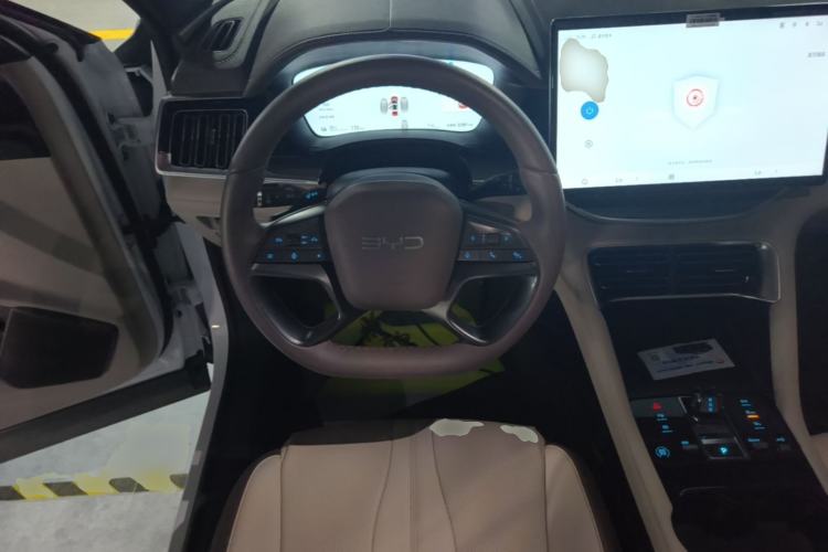 Used BYD Song PLUS New Energy 2025 EV Intelligent Driving Version 520km Premium Model Steering Wheel