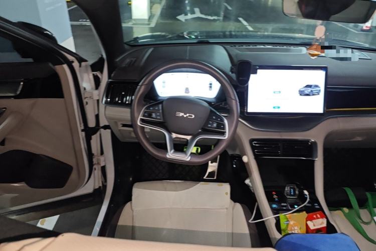 Used BYD Song PLUS New Energy 2025 DM-i 112KM Prestige Model Steering Wheel