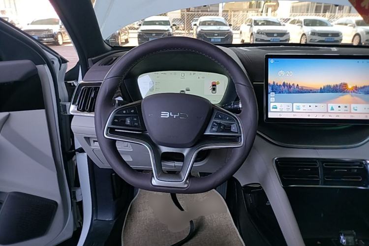 Used BYD Song PLUS New Energy 2025 DM-i 112KM Prestige Model Steering Wheel