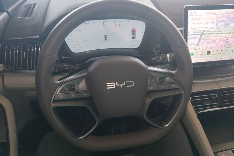 Used BYD Song PLUS New Energy 2025 DM-i Intelligent Driving 112KM Prestige Model Steering Wheel