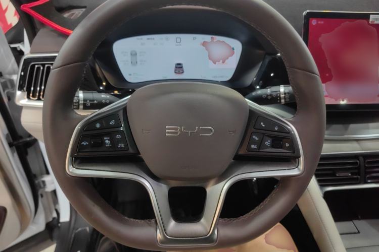 Used BYD Song PLUS New Energy 2025 DM-i 112KM Prestige Model Steering Wheel
