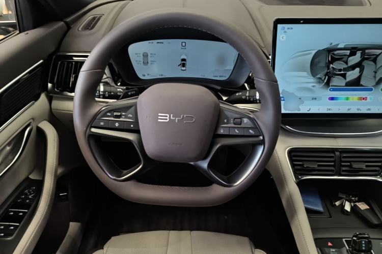 Used BYD Song PLUS New Energy 2025 EV Intelligent Driving Version 520km Premium Model Steering Wheel