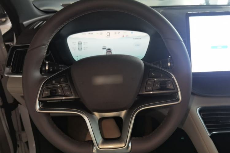 Used BYD Song PLUS New Energy 2025 DM-i 112KM Prestige Model Steering Wheel