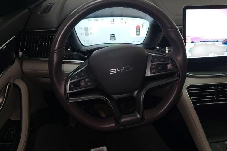 Used BYD Song PLUS New Energy 2025 DM-i 112KM Prestige Model Steering Wheel
