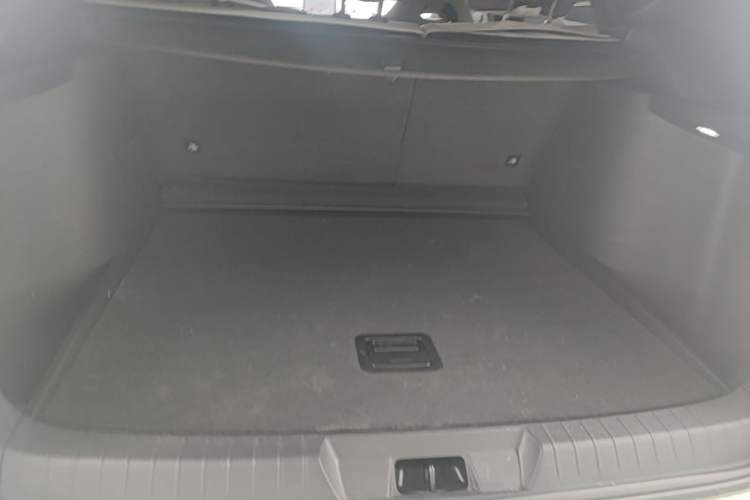 Used BYD Song PLUS New Energy 2025 DM-i 112KM Prestige Model Trunk