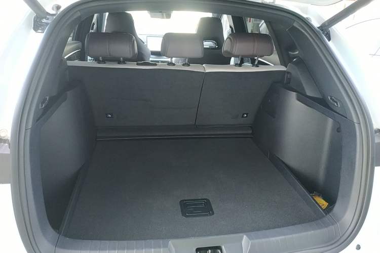 Used BYD Song PLUS New Energy 2025 DM-i 112KM Prestige Model Trunk