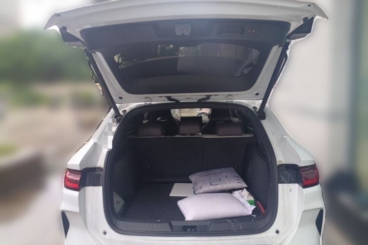 Used BYD Song PLUS New Energy 2025 DM-i Intelligent Driving 160KM Flagship Model Trunk