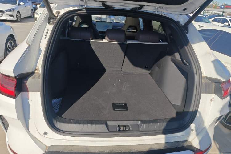 Used BYD Song PLUS New Energy 2025 DM-i Intelligent Driving 160KM Flagship Model Trunk