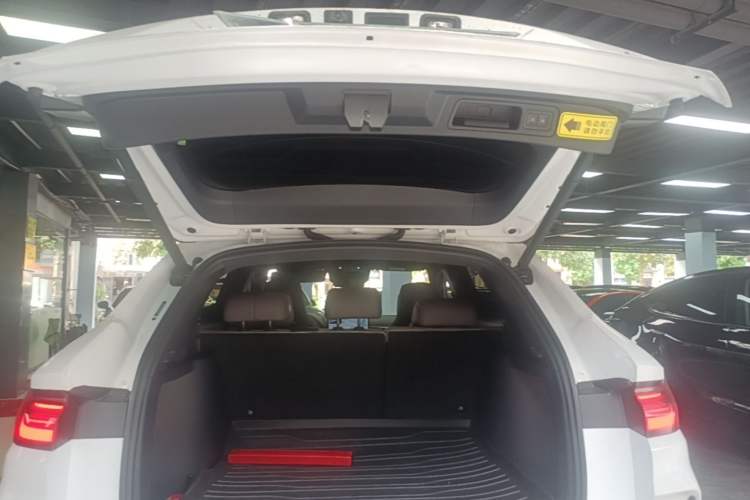 Used BYD Song PLUS New Energy 2025 EV Intelligent Driving Edition 520km Luxury Model Trunk