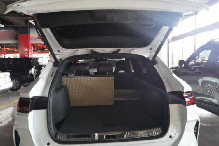 Used BYD Song PLUS New Energy 2025 DM-i 112KM Prestige Model Trunk