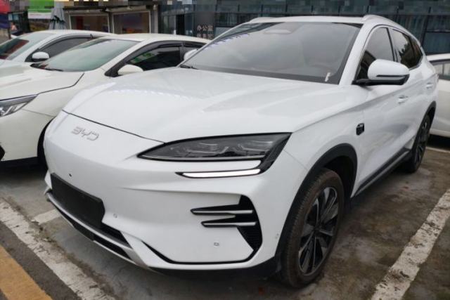 Used BYD Song PLUS New Energy 2025 EV Intelligent Driving Edition 520km Luxury Model