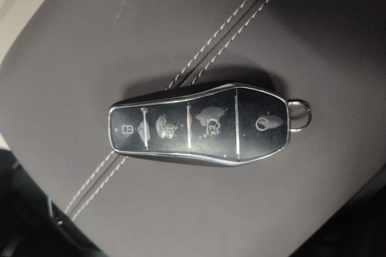 Used BYD Song PLUS New Energy 2025 EV 520km Premium Version Vehicle Key