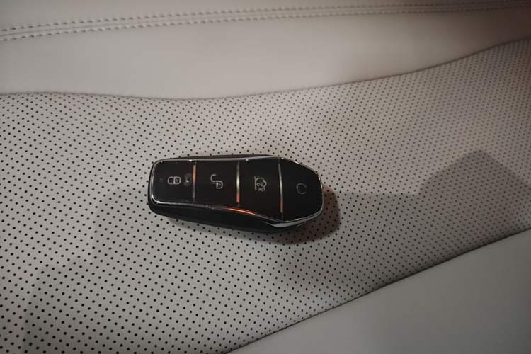 Used BYD Song PLUS New Energy 2025 DM-i 160KM Flagship Model Vehicle Key