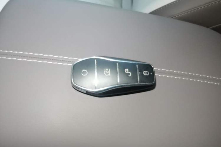 Used BYD Song PLUS New Energy 2025 DM-i 160KM Flagship Model Vehicle Key
