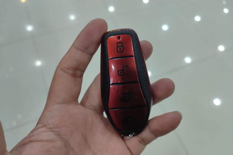 Used BYD Song PLUS New Energy 2025 DM-i 112KM Prestige Model Vehicle Key
