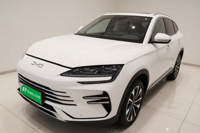 Ojetý BYD Song PLUS New Energy 2025 DM-i 160KM Flagship Model