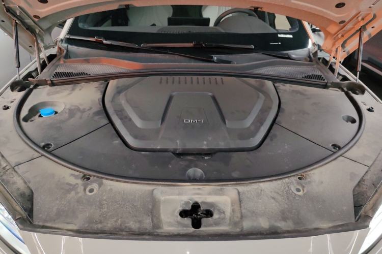 Used BYD Song PLUS New Energy 2025 DM-i 112KM Prestige Model Engine Bay