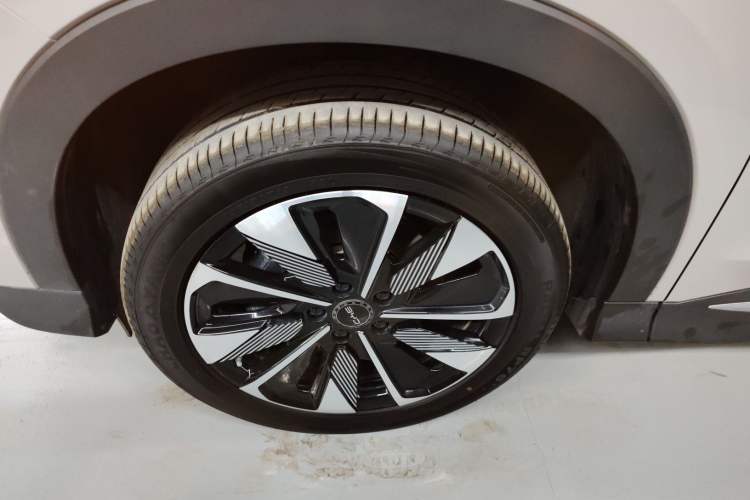 Used BYD Song PLUS New Energy 2025 DM-i 112KM Prestige Model Exterior 7