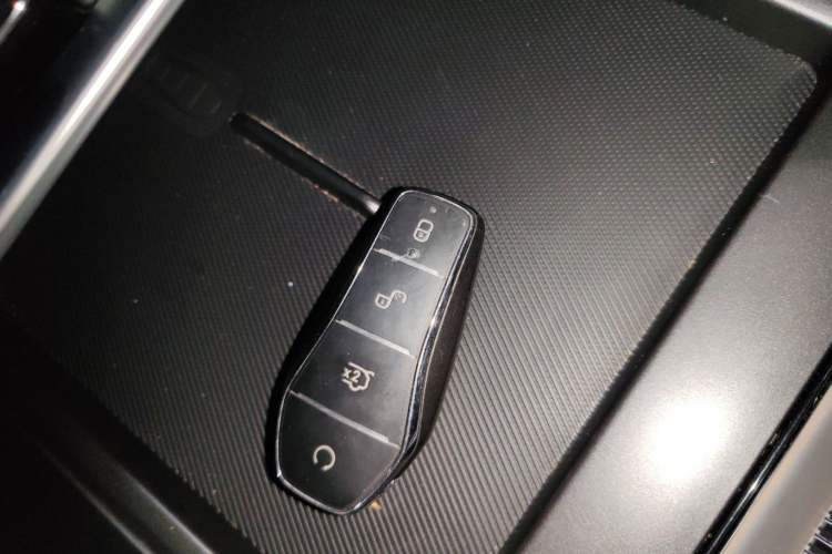 Used BYD Song PLUS New Energy 2025 DM-i 112KM Prestige Model Interior 1
