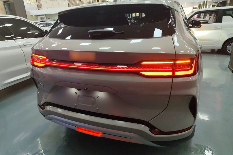 Used BYD Song PLUS New Energy 2025 DM-i Smart Drive 112KM Prestige Model Rear