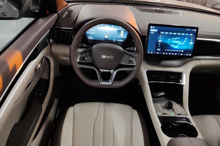 Used BYD Song PLUS New Energy 2025 DM-i 112KM Prestige Model Steering Wheel