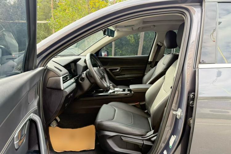 Used BYD Song Pro 2019 1.5T Automatic Elite Edition Interior 2