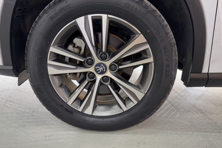 Used BYD Song Pro 2019 1.5T Automatic Luxury Model Exterior 7