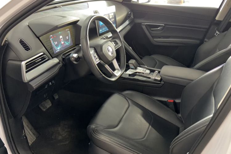 Used BYD Song Pro 2019 1.5T Automatic Luxury Model Interior 4