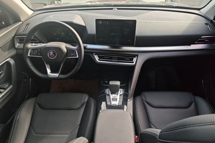 Used BYD Song Pro 2019 1.5T Automatic Prestige Model Center Console