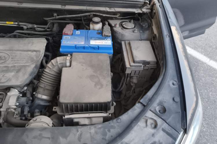 Used BYD Song Pro 2019 1.5T Automatic Luxury Model Engine Bay Left