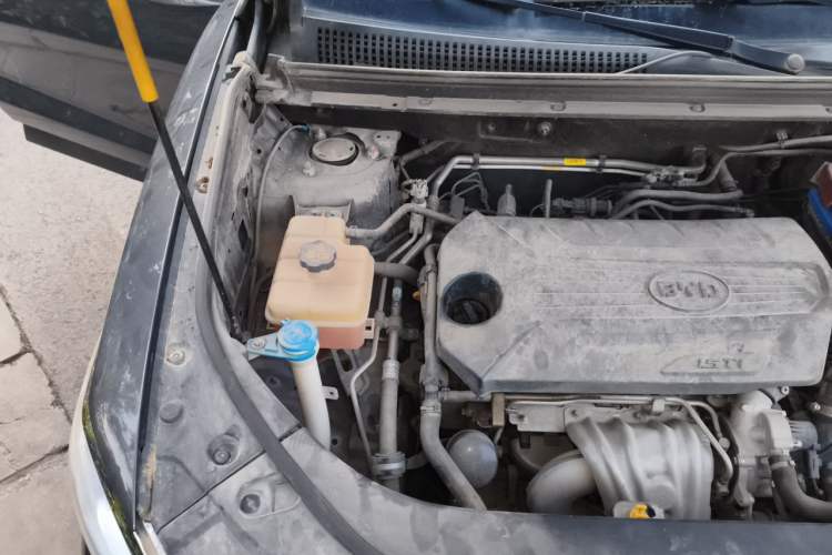 Used BYD Song Pro 2019 1.5T Automatic Luxury Model Engine Bay Right