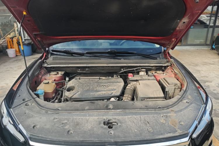 Used BYD Song Pro 2019 1.5T Automatic Prestige Model Engine Bay