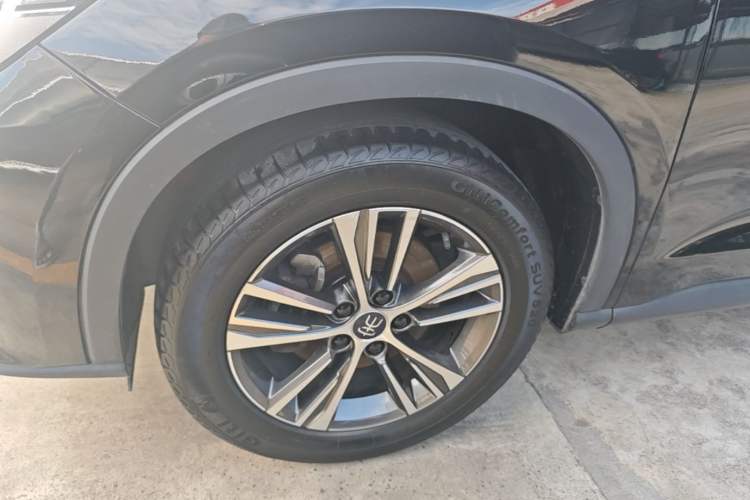 Used BYD Song Pro 2019 1.5T Automatic Prestige Model Left Front Wheel Hub