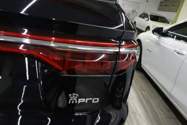 Used BYD Song Pro 2019 1.5T Automatic Luxury Model Right Rear Taillight