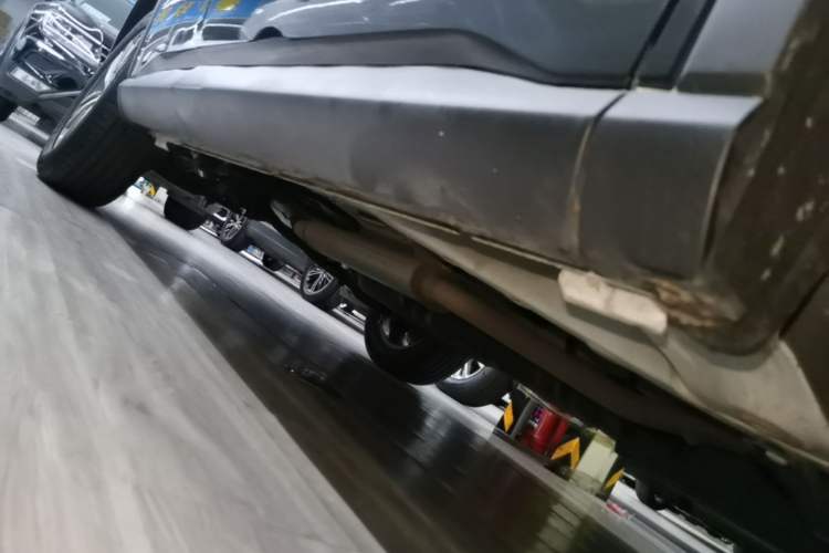 Used BYD Song Pro 2019 1.5T Automatic Luxury Model Right Side Sill