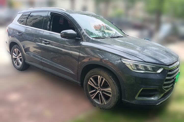 Used BYD Song Pro 2019 1.5T Automatic Elite Edition Front Right 45 Deg