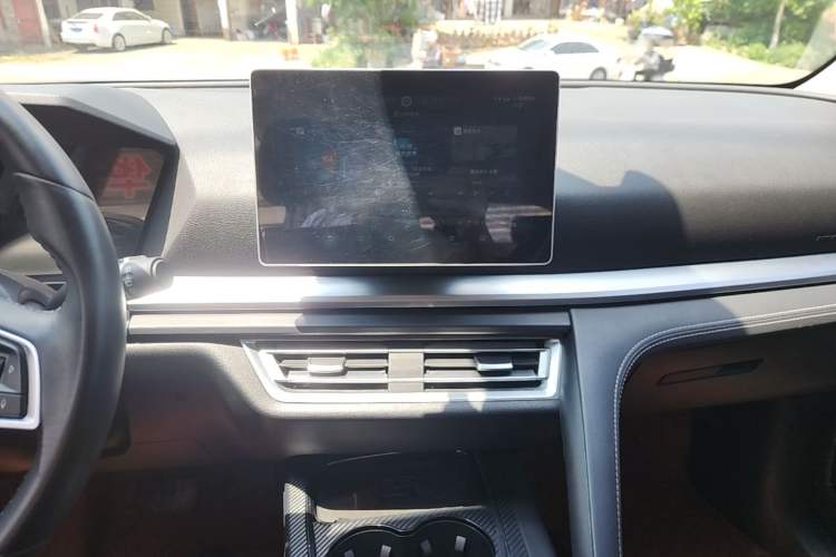 Used BYD Song Pro 2019 1.5T Automatic Luxury Model Audio And AC Panel