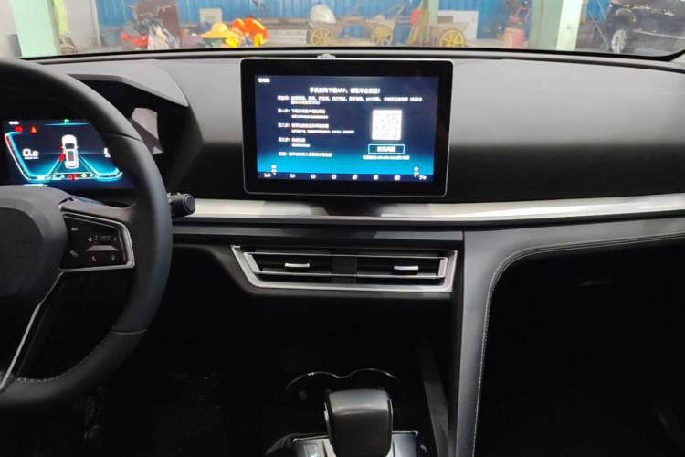 Used BYD Song Pro 2019 1.5T Automatic Luxury Model Audio And AC Panel