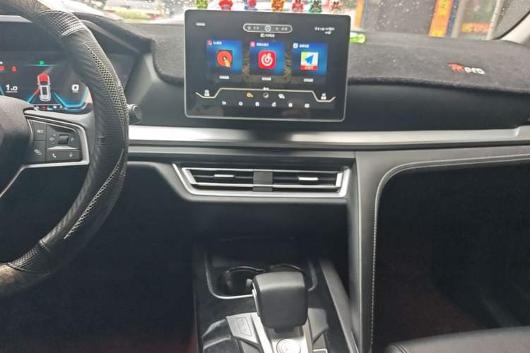 Used BYD Song Pro 2019 1.5T Automatic Elite Edition Audio And AC Panel