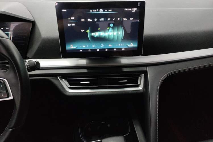 Used BYD Song Pro 2019 1.5T Automatic Luxury Model Audio And AC Panel