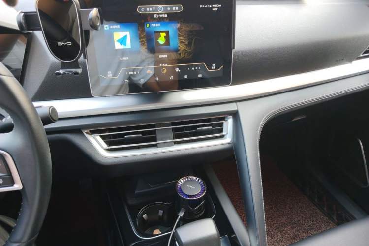 Used BYD Song Pro 2019 1.5T Automatic Luxury Model Audio And AC Panel