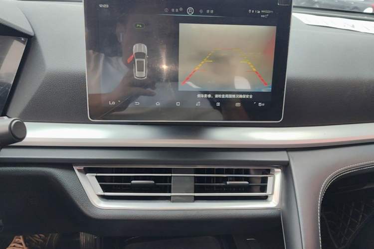 Used BYD Song Pro 2019 1.5T Automatic Elite Edition Audio And AC Panel