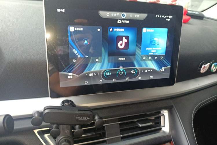 Used BYD Song Pro 2019 1.5T Automatic Elite Edition Audio And AC Panel