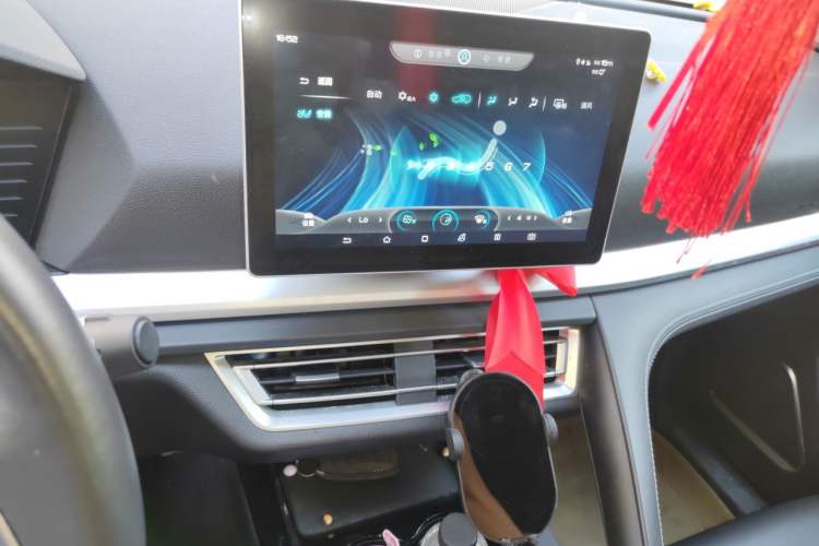 Used BYD Song Pro 2019 1.5T Automatic Luxury Model Audio And AC Panel