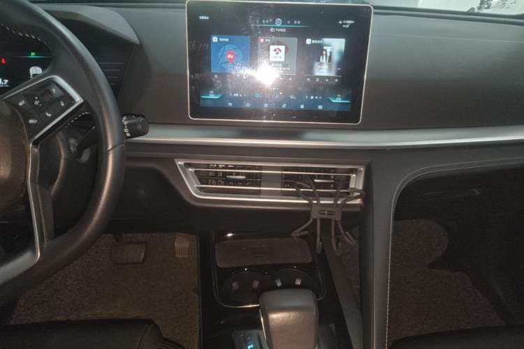 Used BYD Song Pro 2019 1.5T Automatic Elite Edition Audio And AC Panel