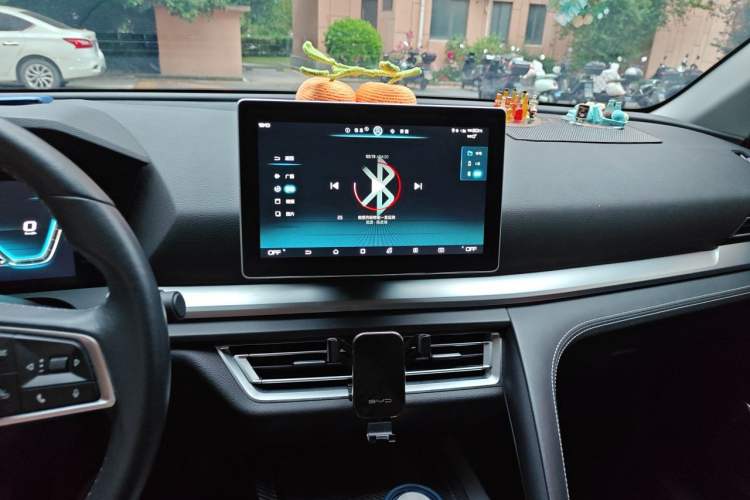 Used BYD Song Pro 2019 1.5T Automatic Prestige Model Audio And AC Panel