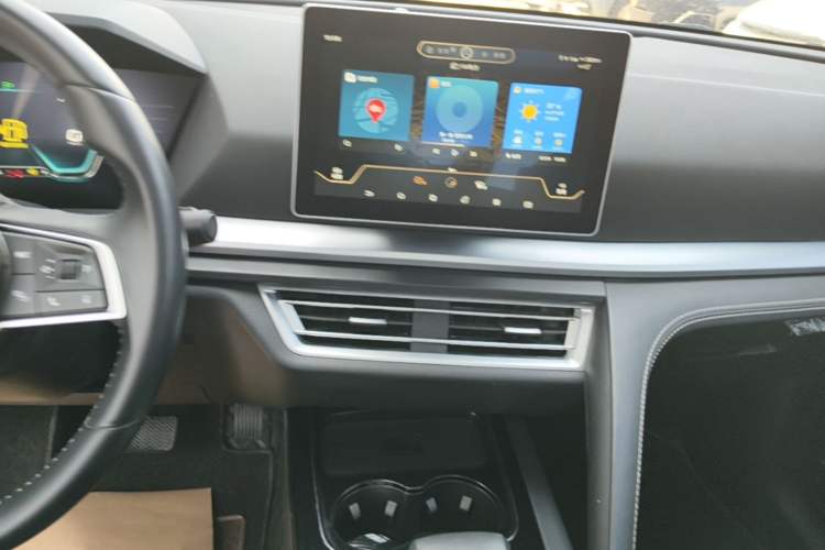 Used BYD Song Pro 2019 1.5T Automatic Luxury Model Audio And AC Panel